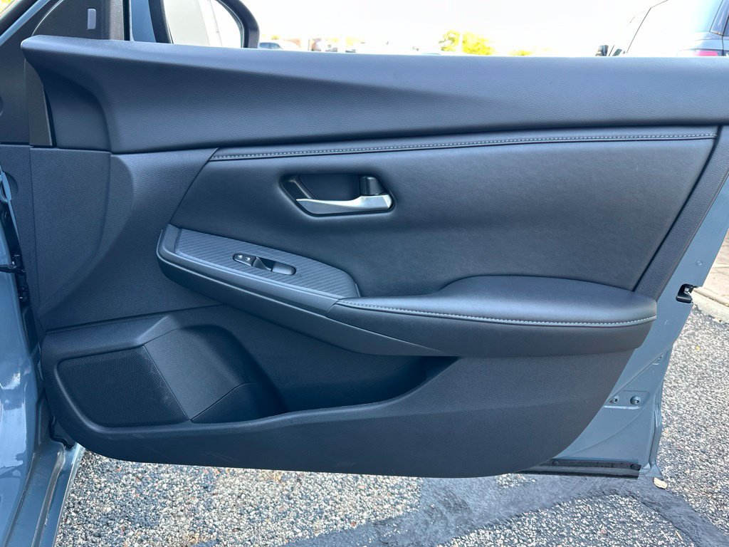Used 2024 Nissan Sentra SV FWD image 21