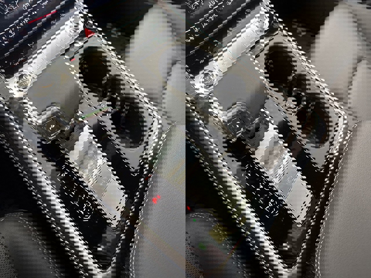 New 2025 Audi Q8 Premium Plus image 31