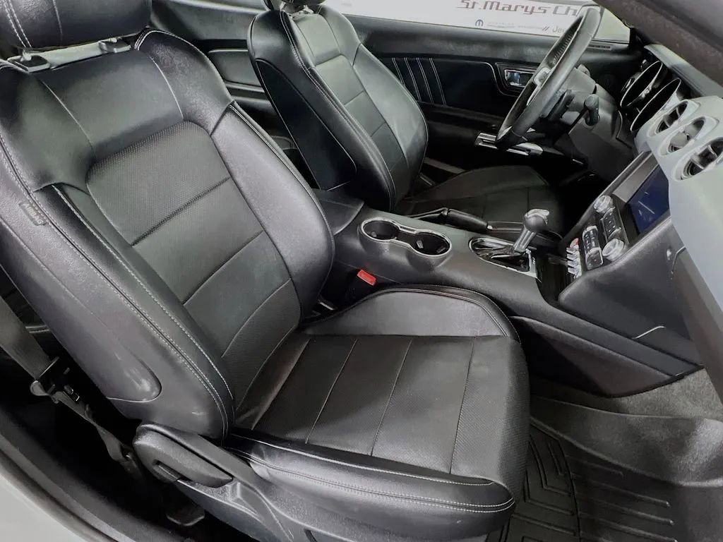 Used 2017 Ford Mustang Premium w/ Equipment Group 201A image 27