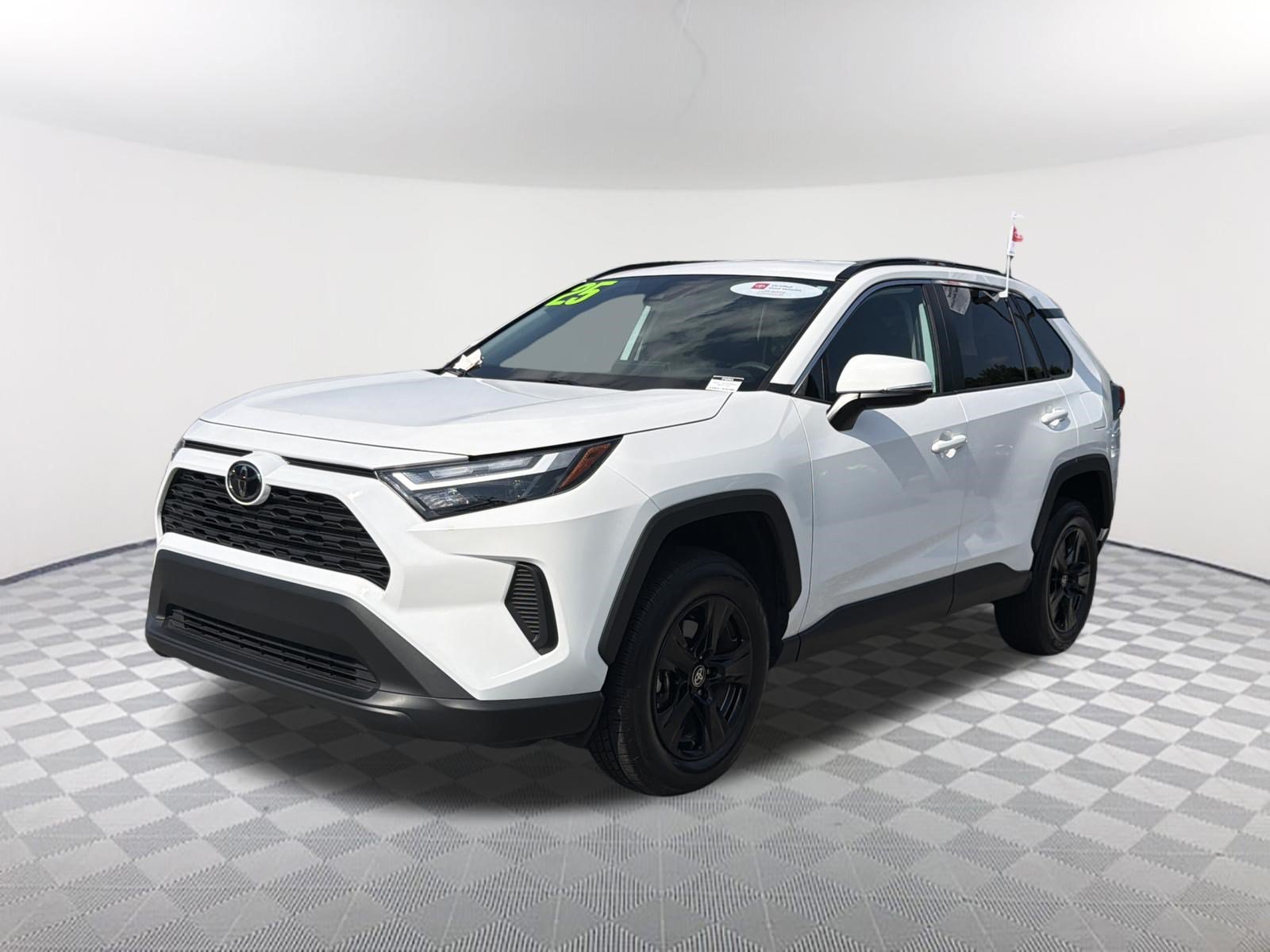 Certified 2025 Toyota RAV4 XLE FWD image 3