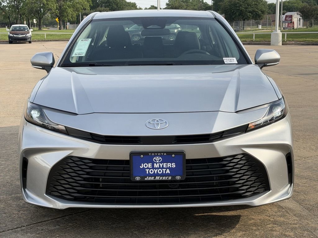 Used 2026 Toyota Camry LE FWD image 3