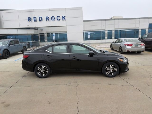 Used 2021 Nissan Sentra SV image 2