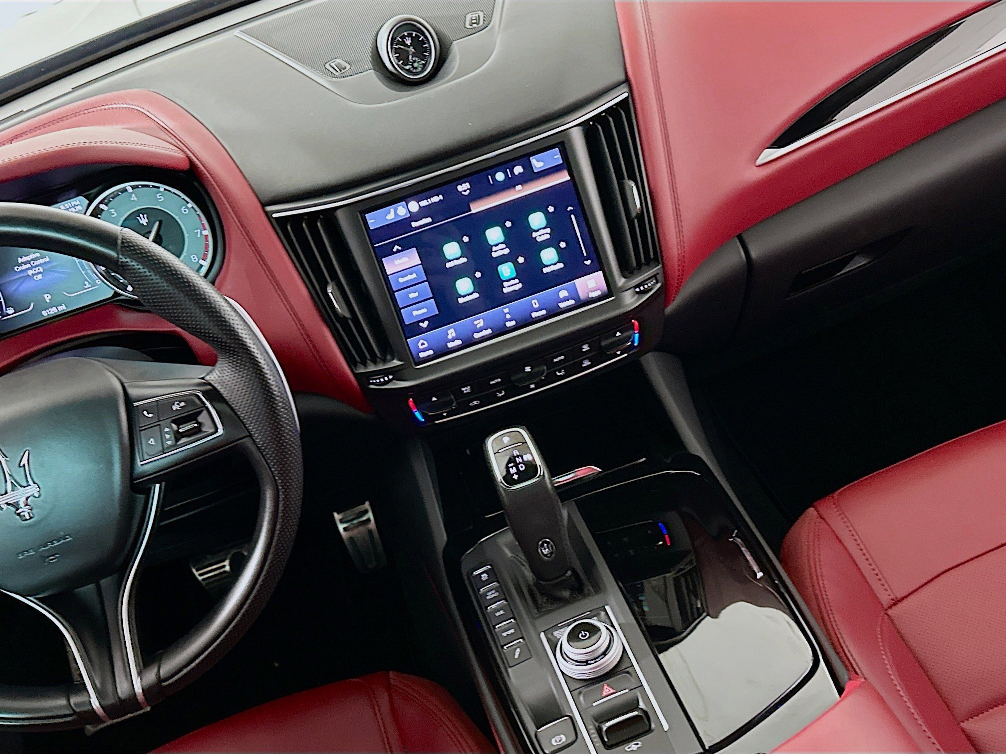 Used 2023 Maserati Levante Modena image 18