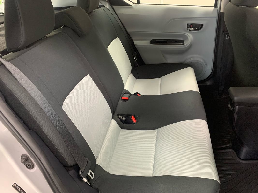 Used 2014 Toyota Prius C Three image 22