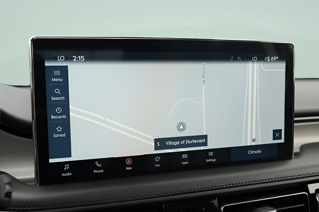 Used 2023 Lincoln Nautilus Reserve AWD/4WD image 41