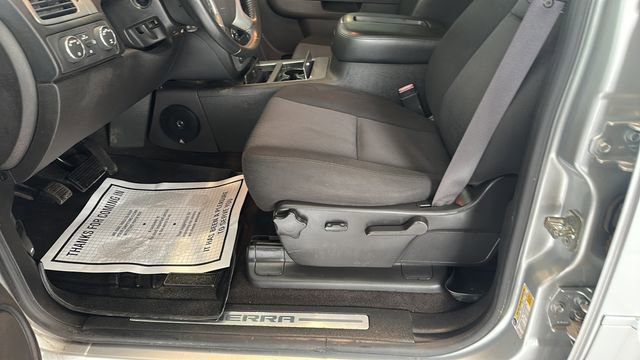 Used 2012 GMC Sierra 1500 SLE w/ All-Terrain Package AWD/4WD image 9
