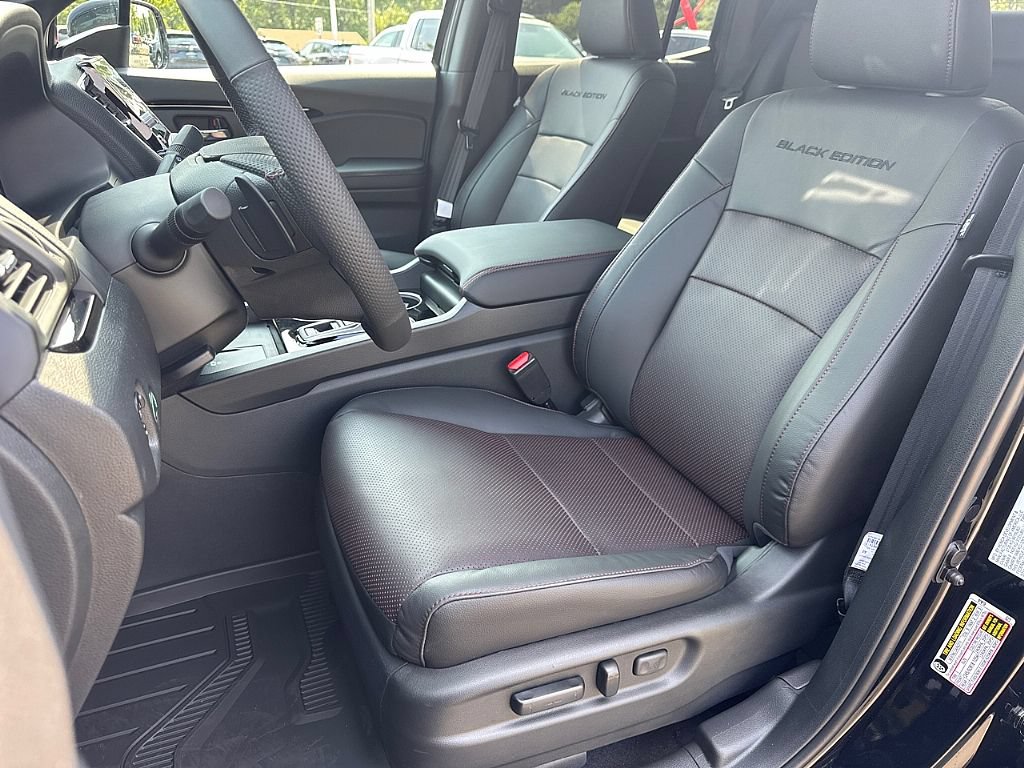 New 2026 Honda Ridgeline Black Edition image 13