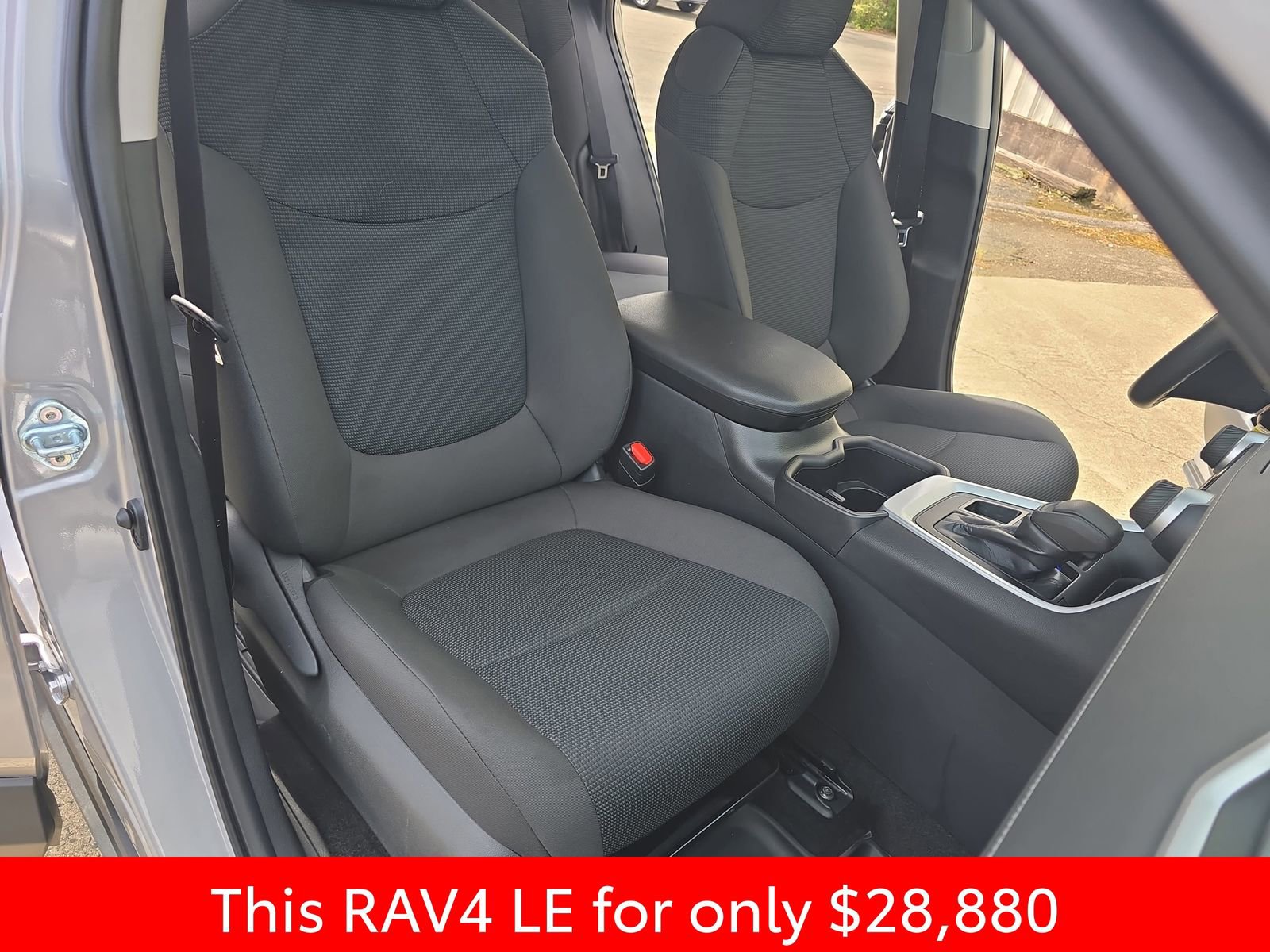 Used 2024 Toyota RAV4 LE image 16