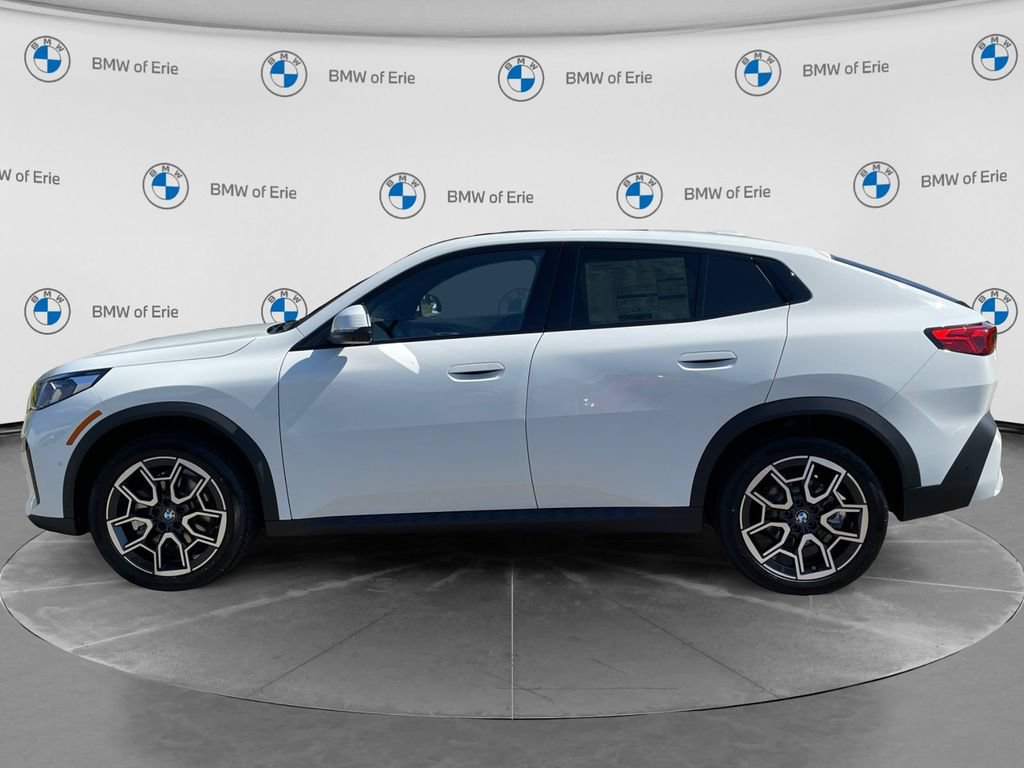 Certified 2026 BMW X2 xDrive28i AWD/4WD image 2
