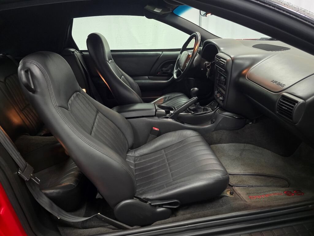 Used 2002 Chevrolet Camaro Z28 w/ SS Performance/Appearance Pkg RWD image 71
