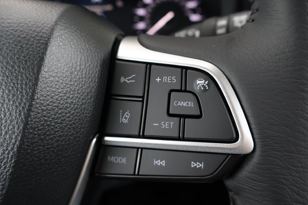 New 2026 Toyota Sienna XLE AWD/4WD image 31