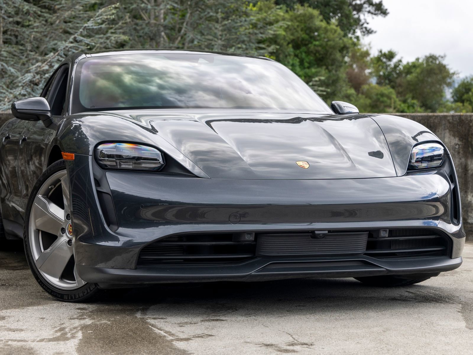 Certified 2023 Porsche Taycan image 9