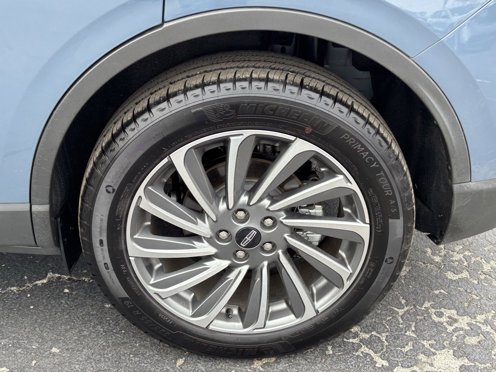 Used 2024 Lincoln Corsair Reserve image 13