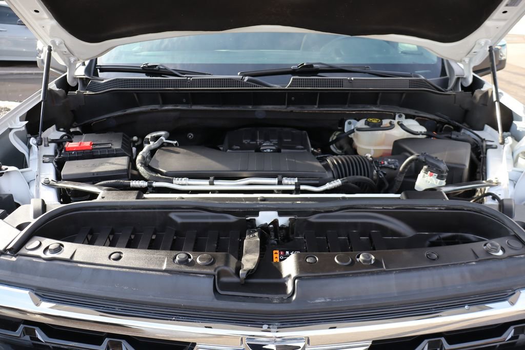 Used 2022 Chevrolet Silverado 1500 LT image 47