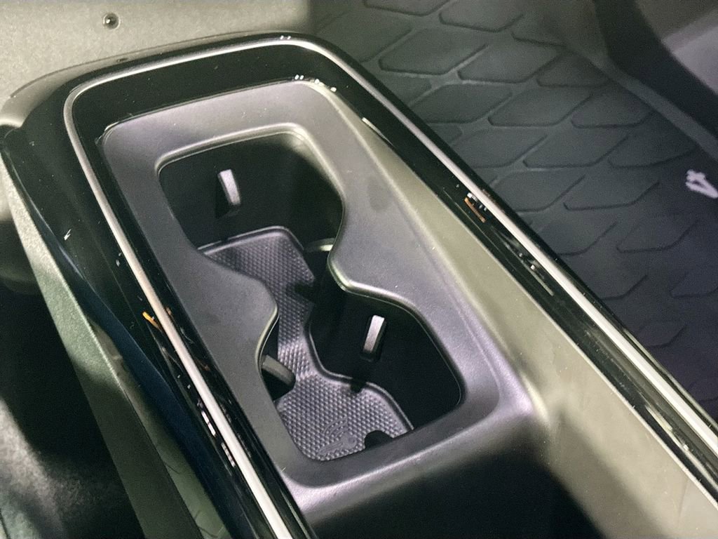 Certified 2024 Volkswagen ID.4 2WD image 16