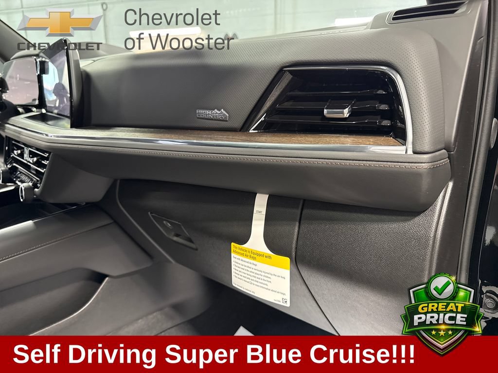 New 2026 Chevrolet Suburban High Country AWD/4WD image 40