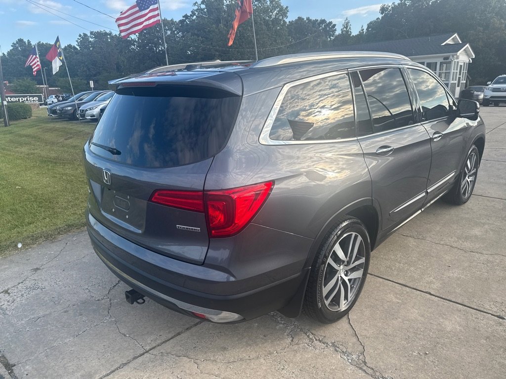Used 2016 Honda Pilot Touring image 8