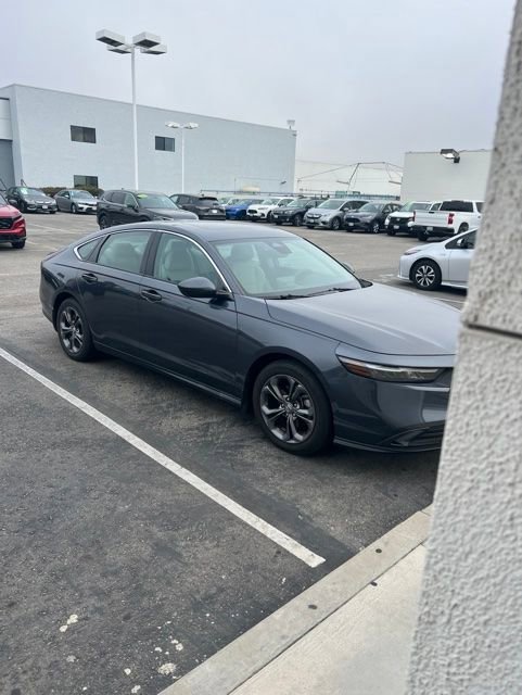 Used 2023 Honda Accord EX image 1