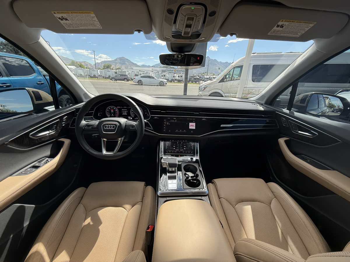 Used 2025 Audi Q7 3.0T Prestige w/ Prestige Package AWD/4WD image 18
