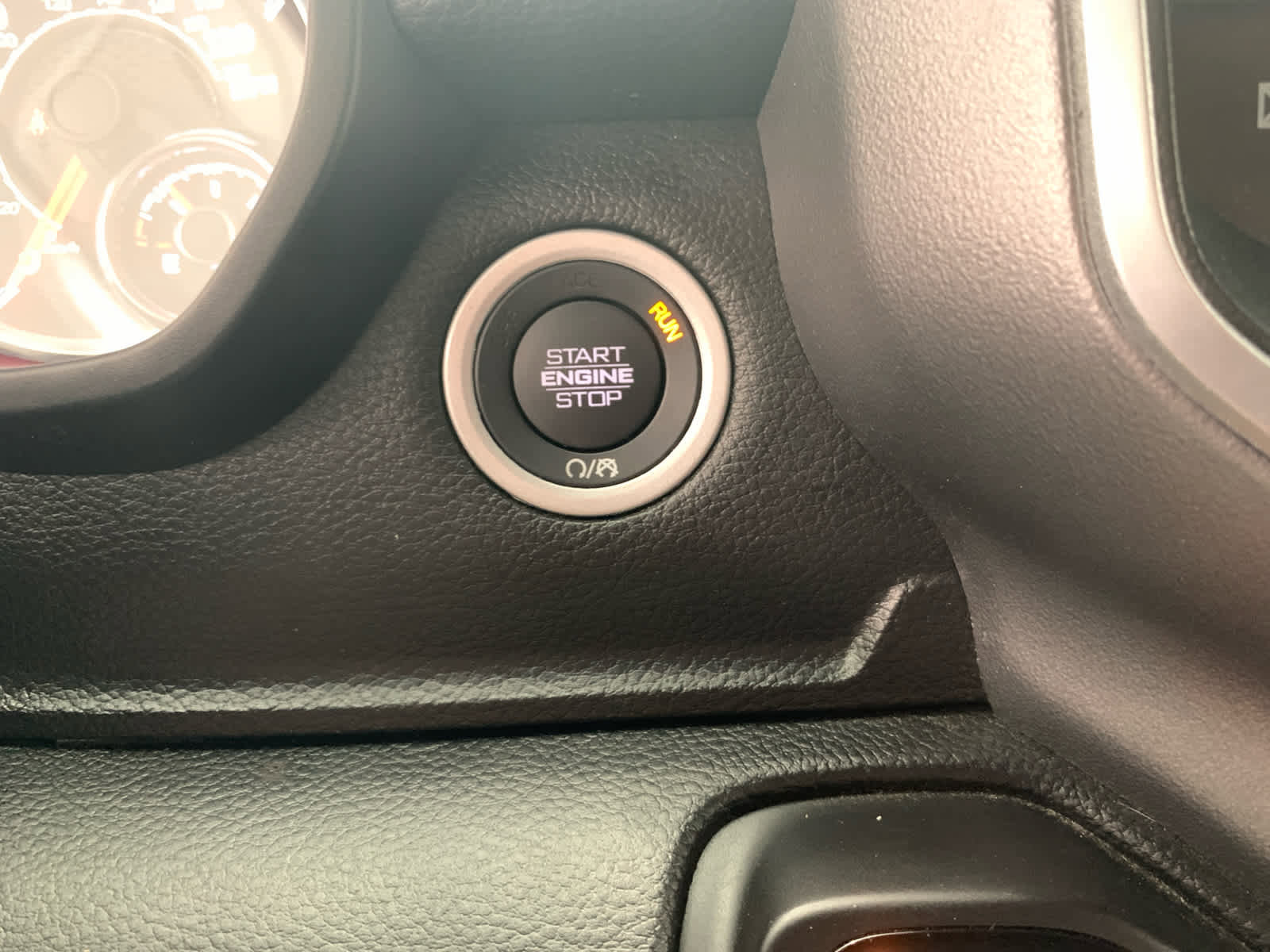 Used 2023 RAM 1500 Big Horn AWD/4WD image 33