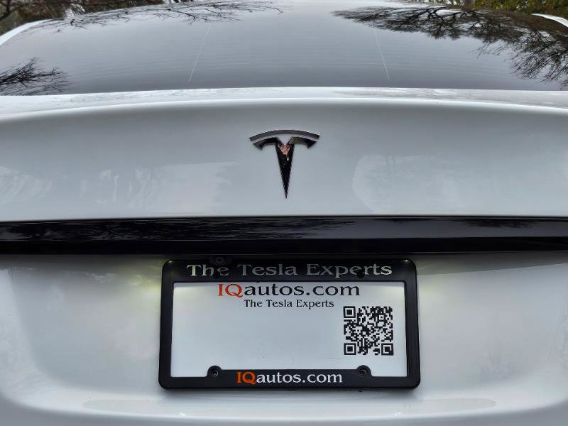 Used 2022 Tesla Model S AWD image 29
