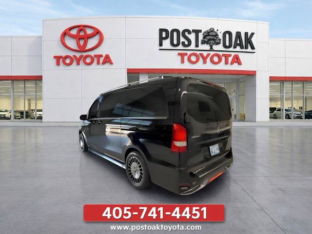 Used 2020 Mercedes-Benz Metris Passenger image 3
