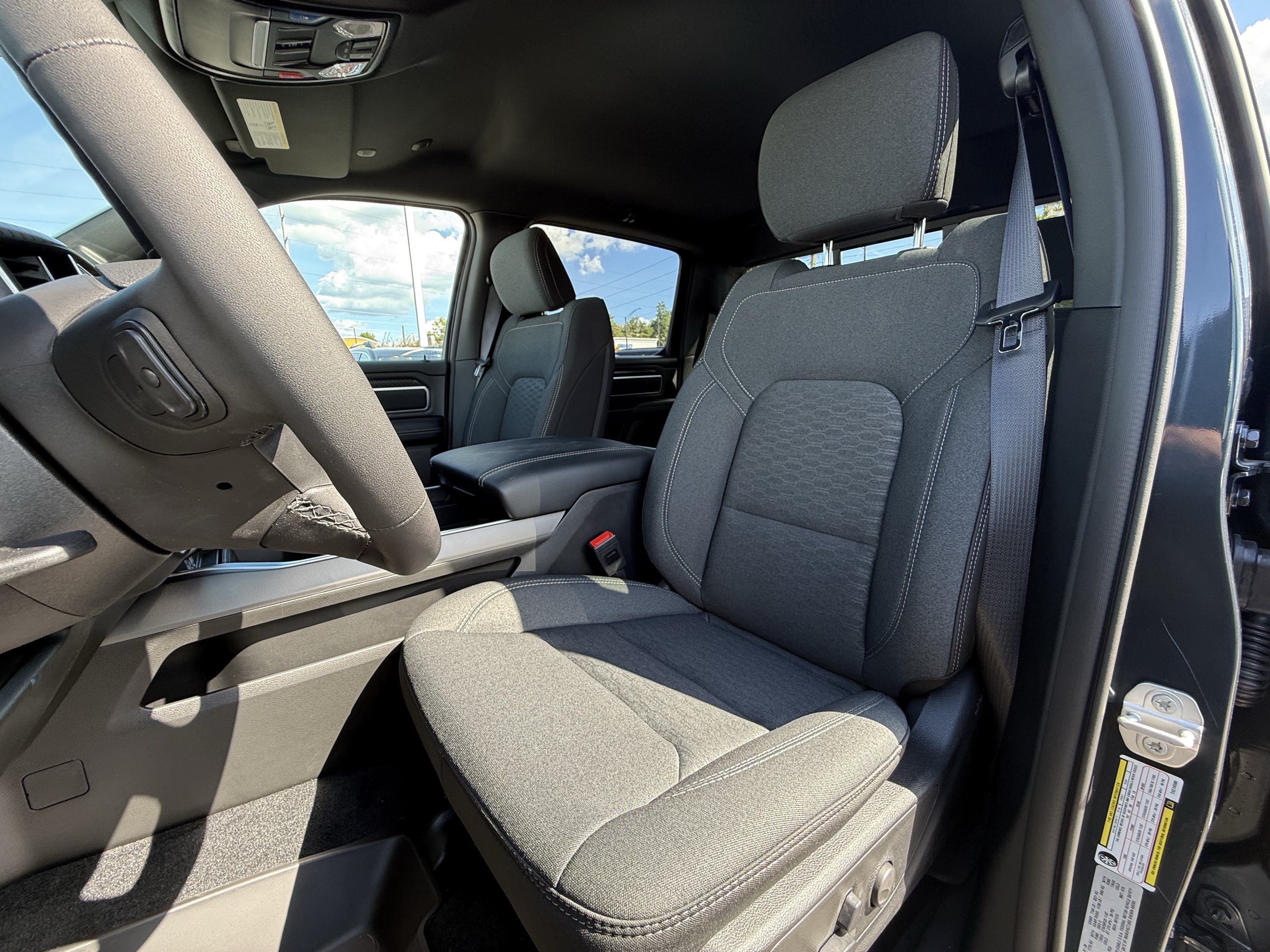 New 2026 RAM 1500 Big Horn AWD/4WD image 16