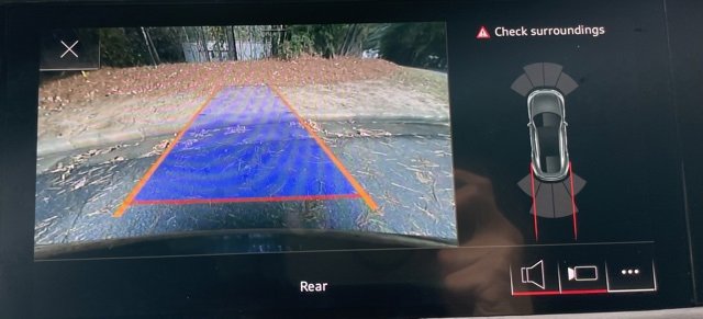 Used 2022 Audi e-tron GT Premium Plus image 25