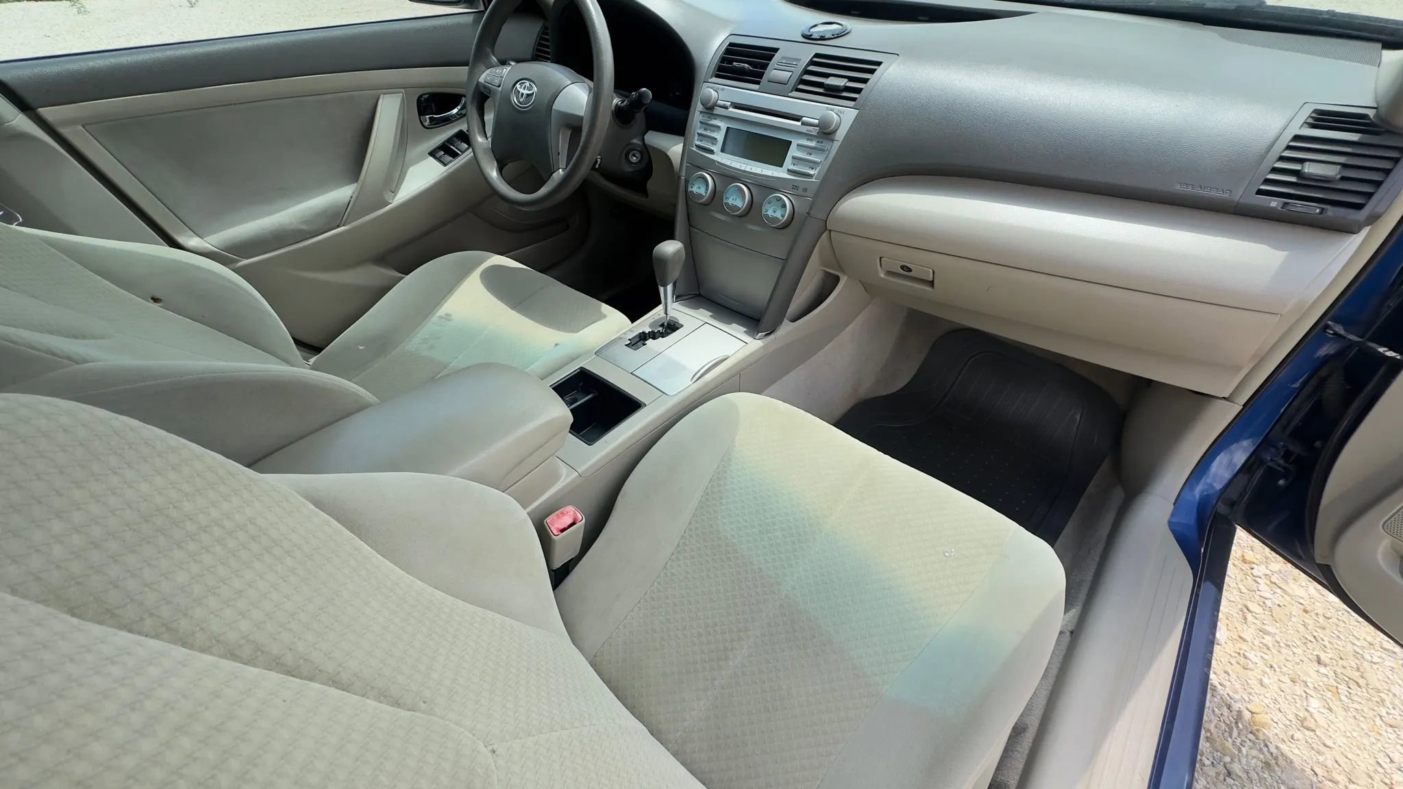 Used 2009 Toyota Camry LE FWD image 15