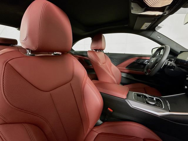 Used 2026 BMW 230i xDrive Coupe w/ Premium Package image 28