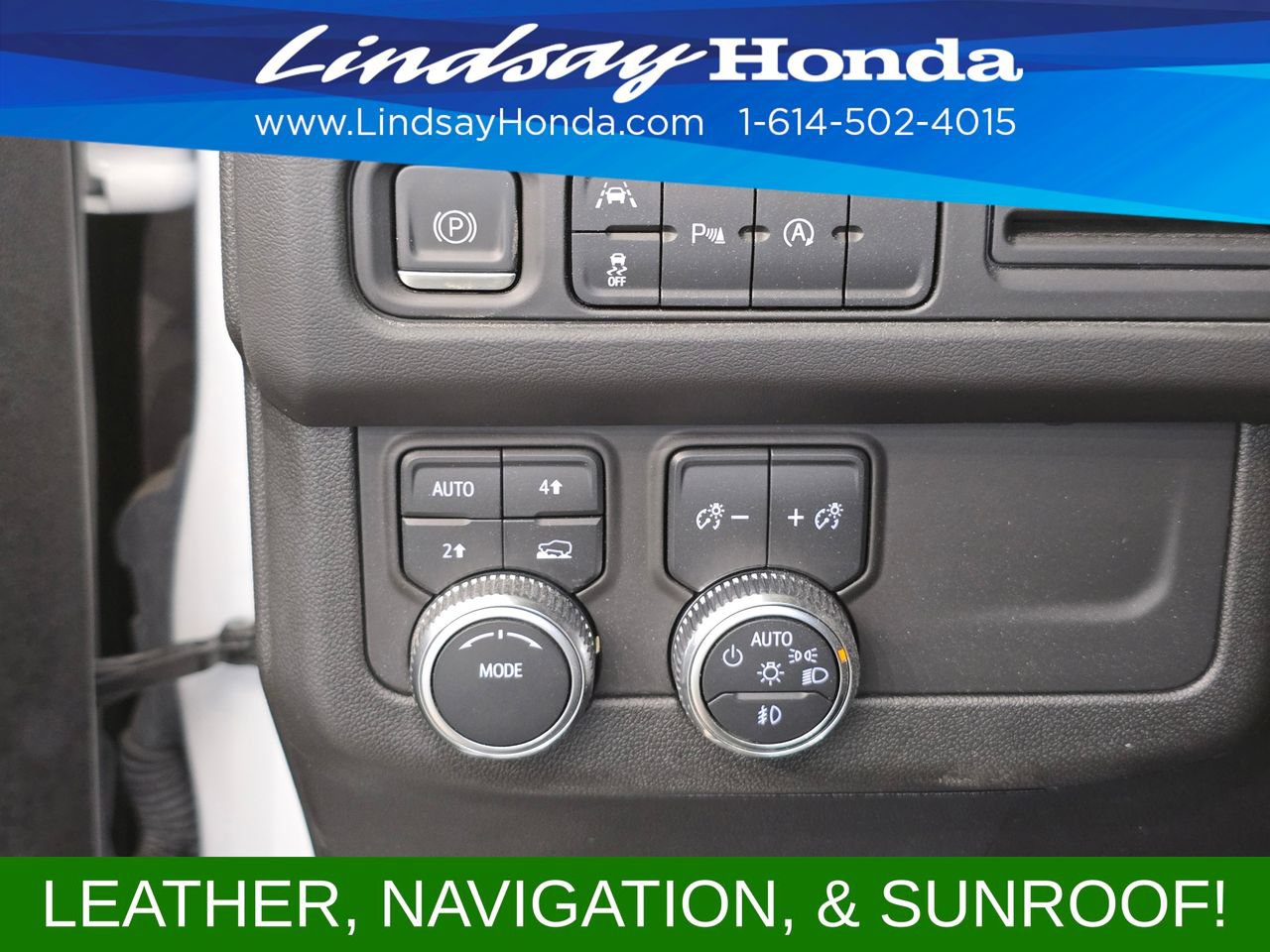 Used 2023 GMC Yukon SLT AWD/4WD image 15