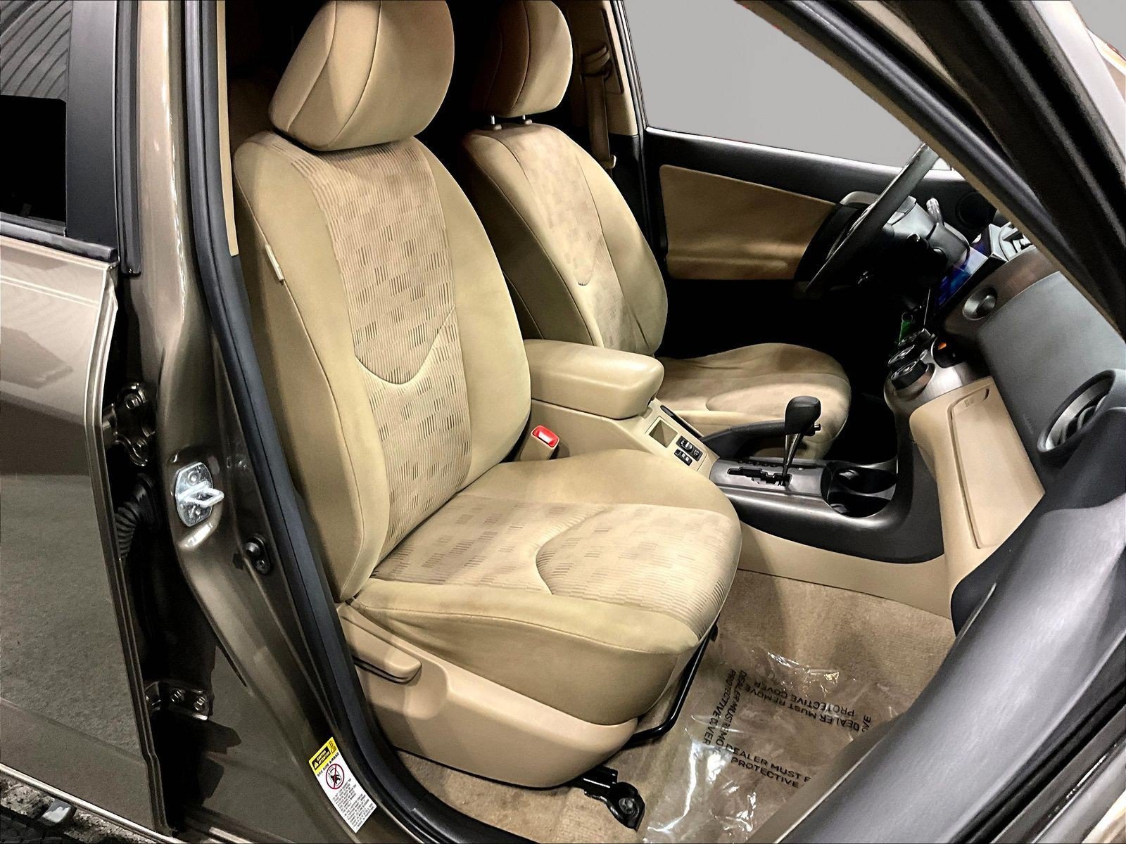 Used 2012 Toyota RAV4 FWD w/ Value Pkg image 28