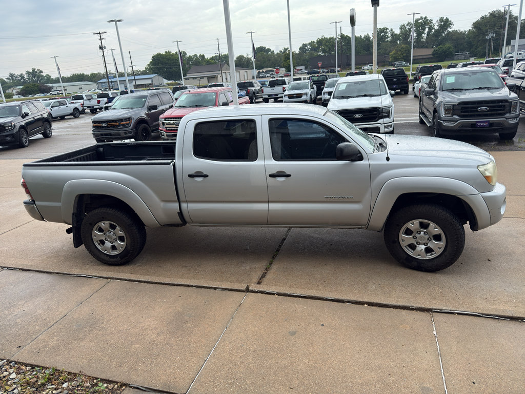Used 2010 Toyota Tacoma PreRunner RWD image 5