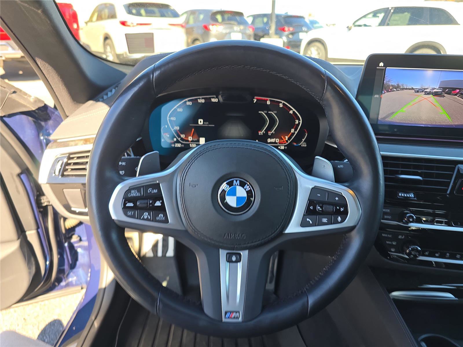 Used 2023 BMW M550i xDrive w/ Executive Package image 29