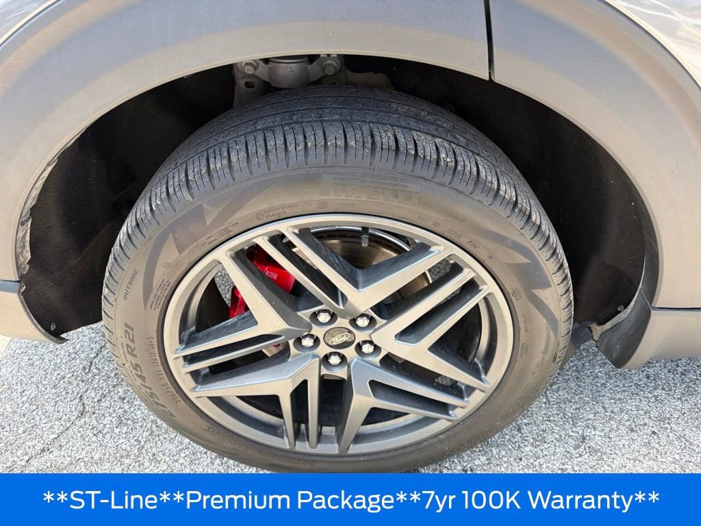 Used 2025 Ford Explorer ST-Line w/ Premium Package AWD/4WD image 42