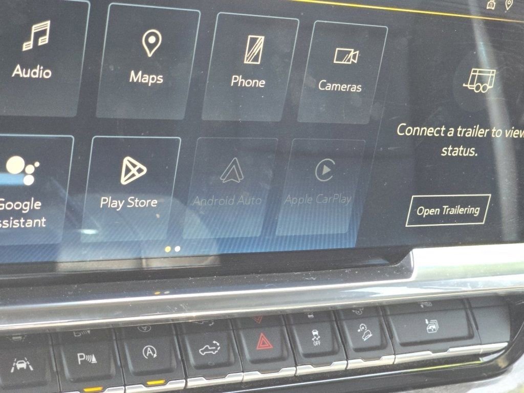 Used 2022 Chevrolet Silverado 1500 LTZ w/ Technology Package AWD/4WD image 3