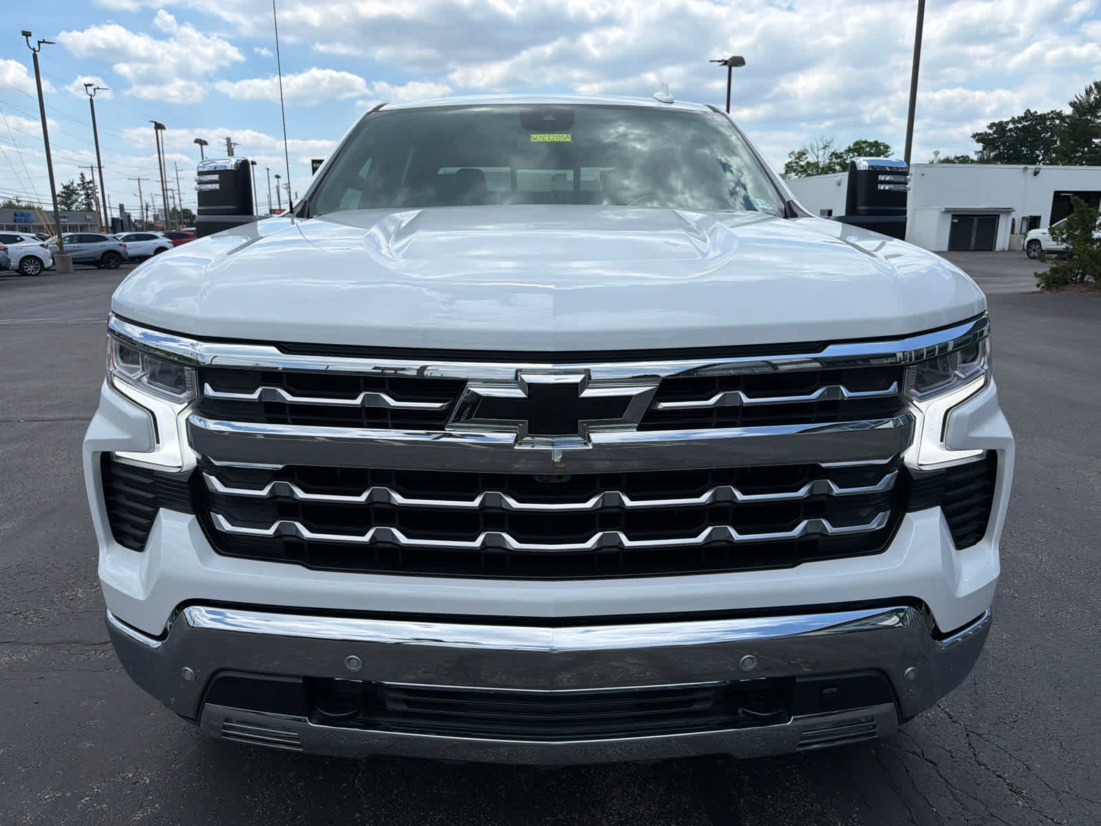 Used 2024 Chevrolet Silverado 1500 LTZ w/ LTZ Premium Package AWD/4WD image 8