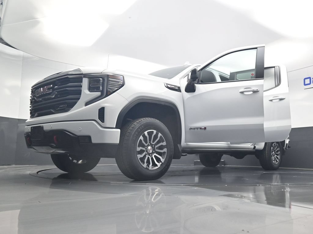 Used 2022 GMC Sierra 1500 AT4 w/ AT4 Premium Package AWD/4WD image 63
