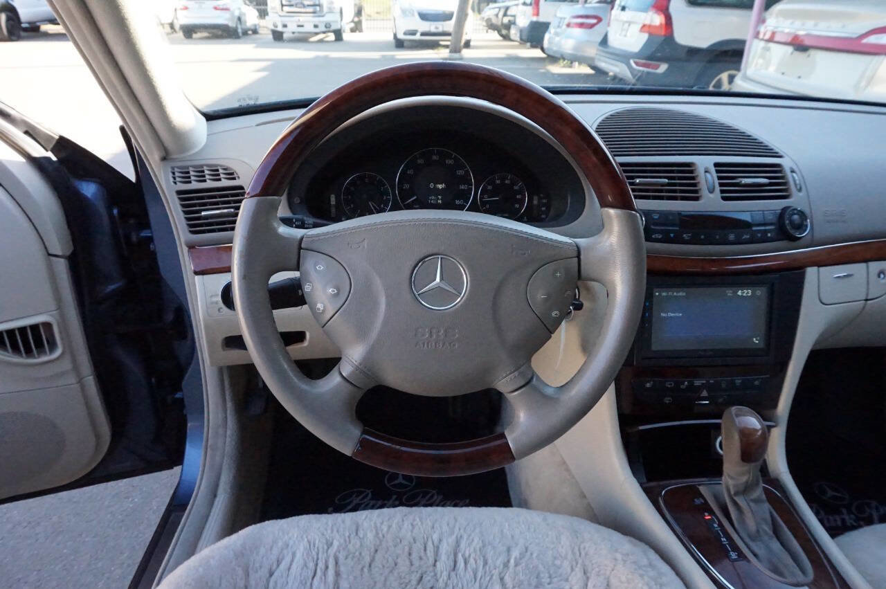 Used 2004 Mercedes-Benz E 500 4MATIC Wagon image 20