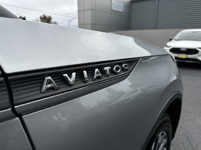 Certified 2023 Lincoln Aviator Reserve w/ Elements Package Plus AWD/4WD image 48