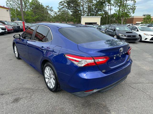 Used 2018 Toyota Camry LE FWD image 7