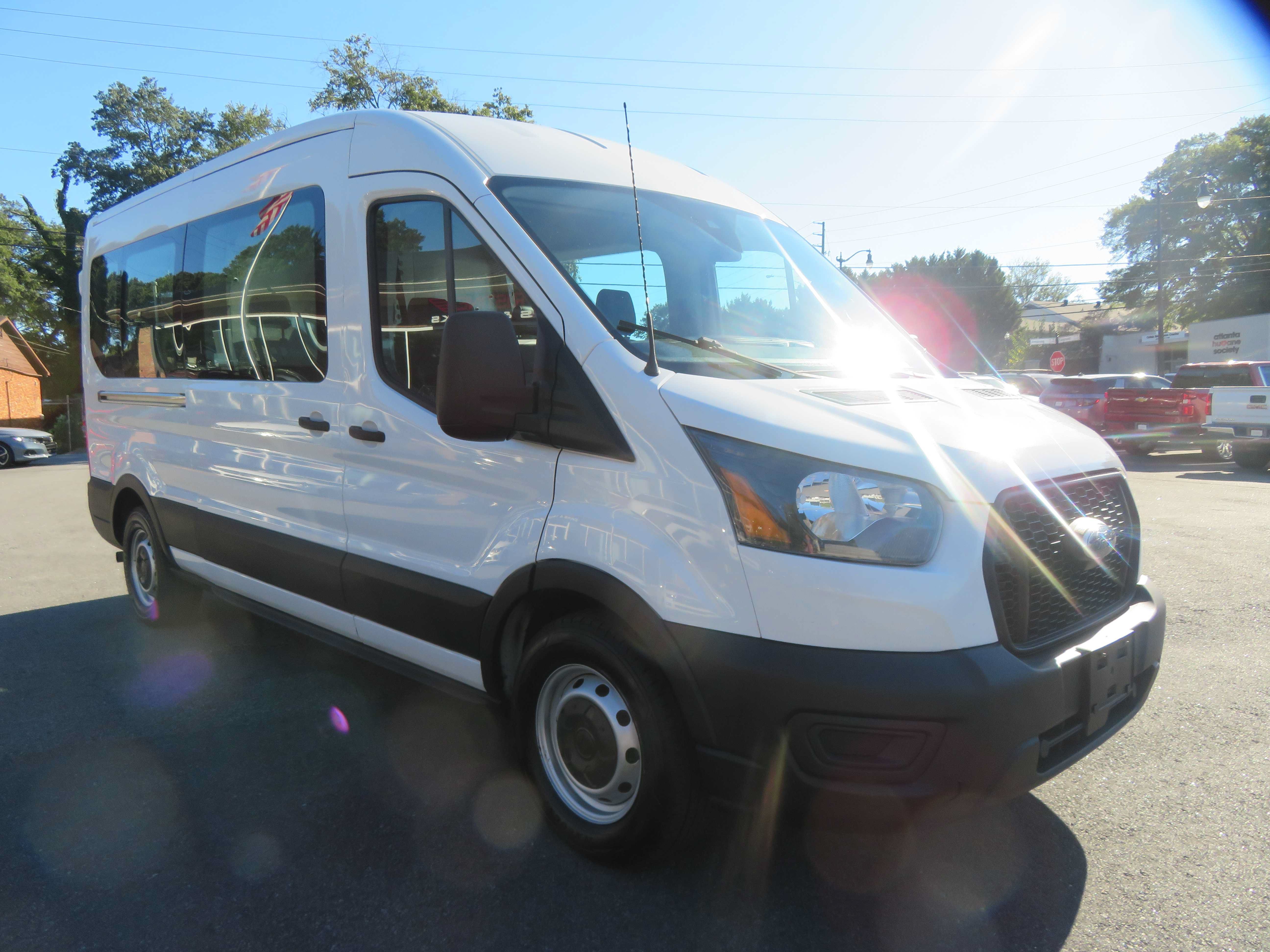Used 2022 Ford Transit 350 XL RWD image 3