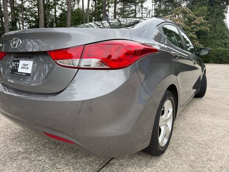 Used 2012 Hyundai Elantra GLS w/ Preferred Pkg 3 FWD image 16