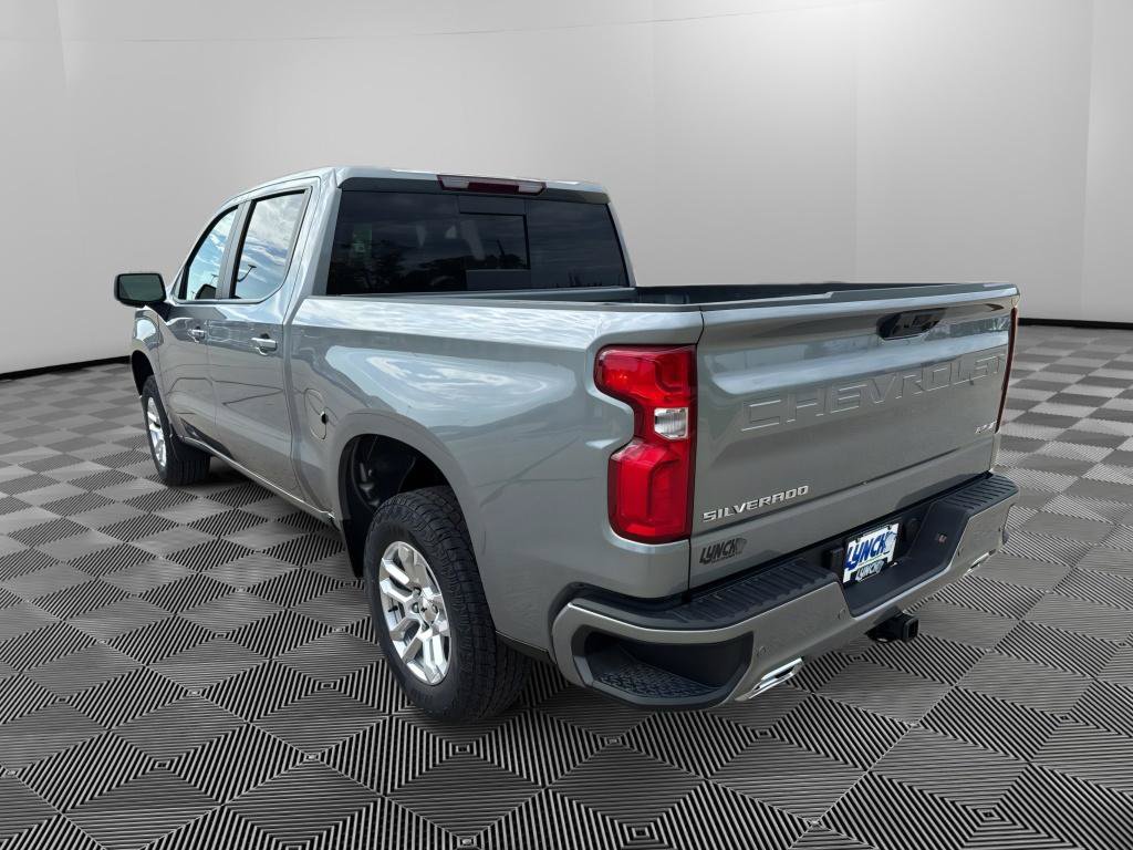 New 2026 Chevrolet Silverado 1500 RST w/ Safety Package AWD/4WD image 3
