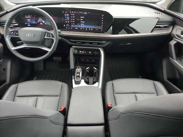 Certified 2025 Audi Q5 Premium w/ Convenience Package AWD/4WD image 19