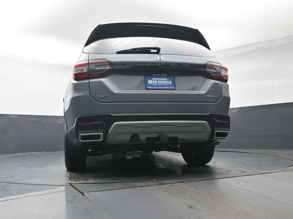 Used 2024 Honda Pilot Touring image 35