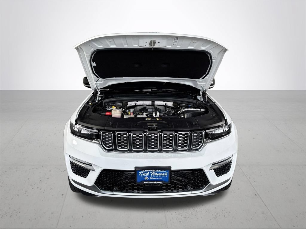 Certified 2022 Jeep Grand Cherokee Summit AWD/4WD image 24