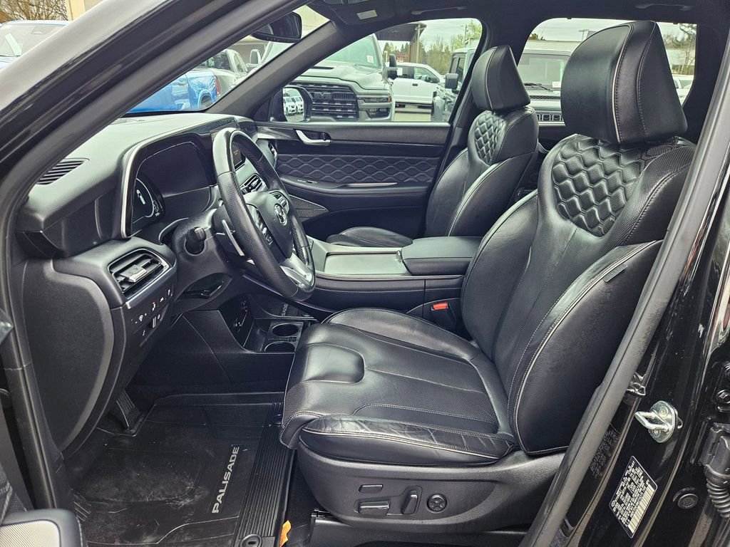 Used 2021 Hyundai Palisade Calligraphy w/ Winter Package image 12