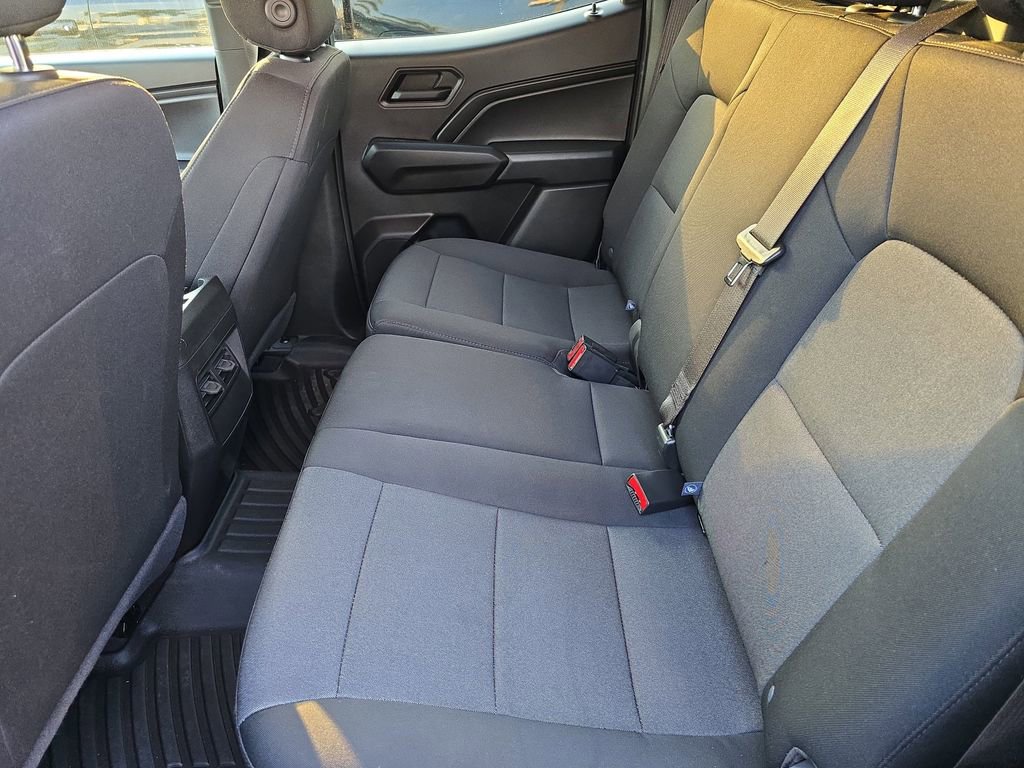 Used 2025 Chevrolet Colorado Trail Boss AWD/4WD image 12