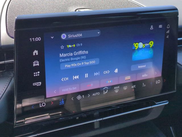 Used 2024 Lincoln Nautilus Reserve w/ Equipment Group 202A image 16